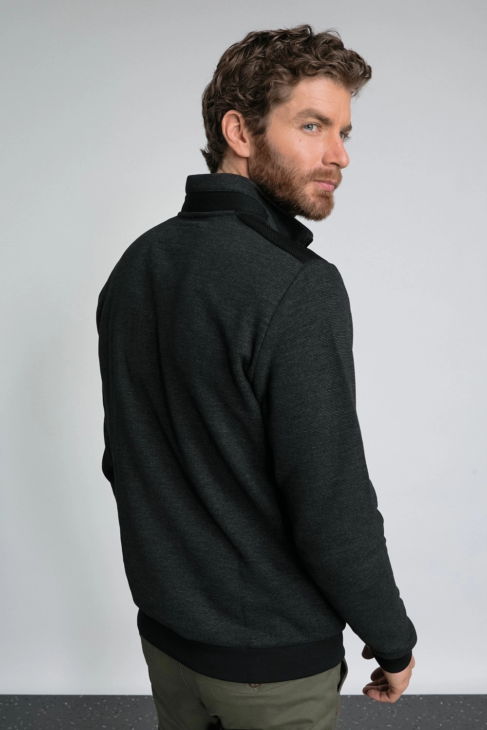 Pull Maleo – Image 4